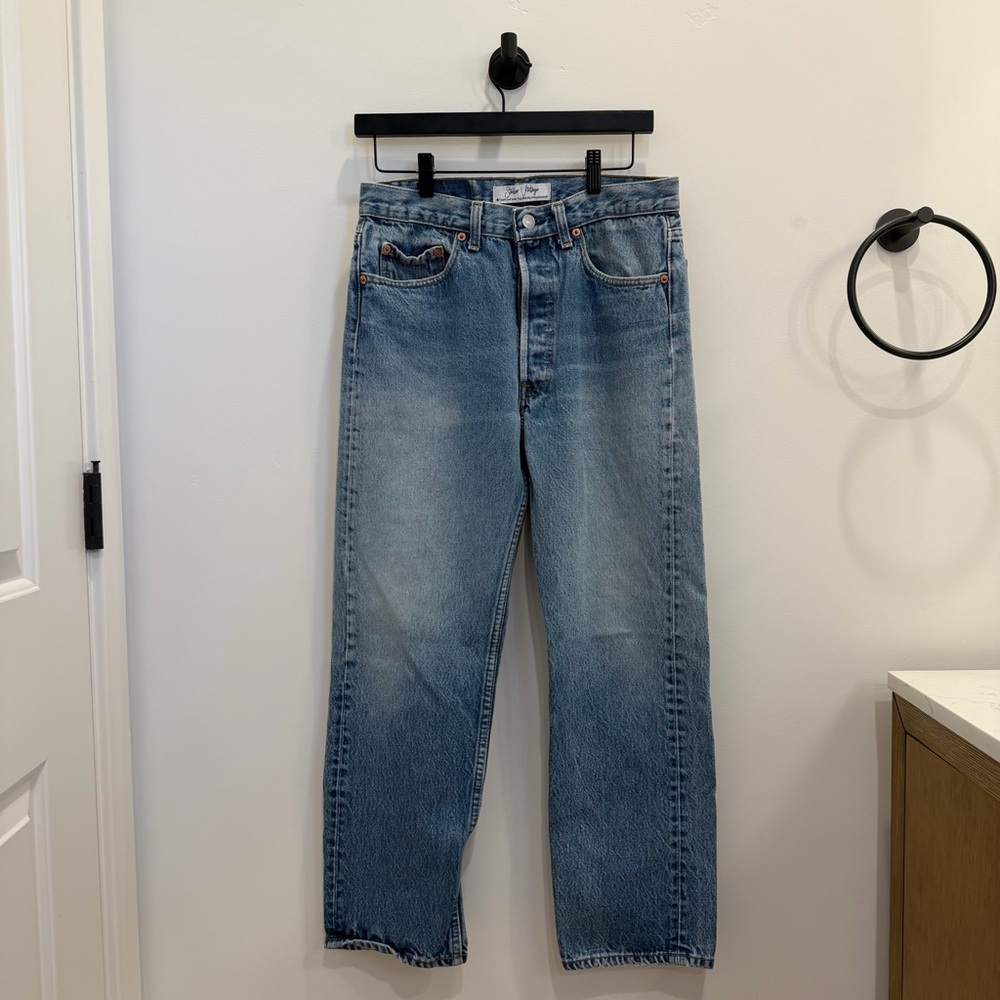VINTAGE Levi's 501 Medium Blue Denim Jeans - Picture 5 of 8